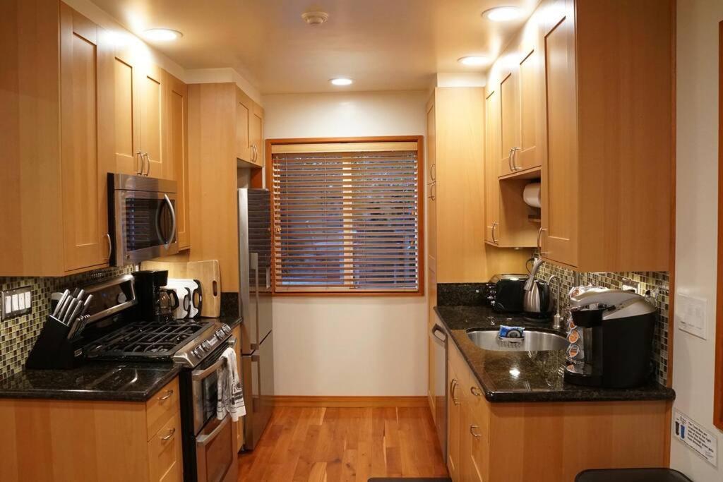 Luxury 1 Bedroom Unit-Walk To Beach -Baby Friendly Los Angeles Exterior photo